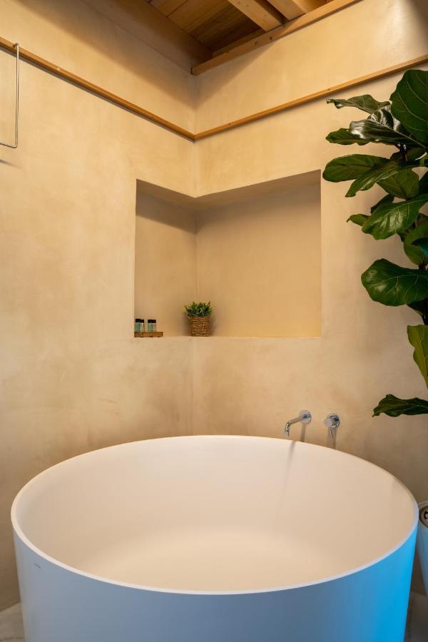 Kallergon Luxury Suites Chania  Bagian luar foto
