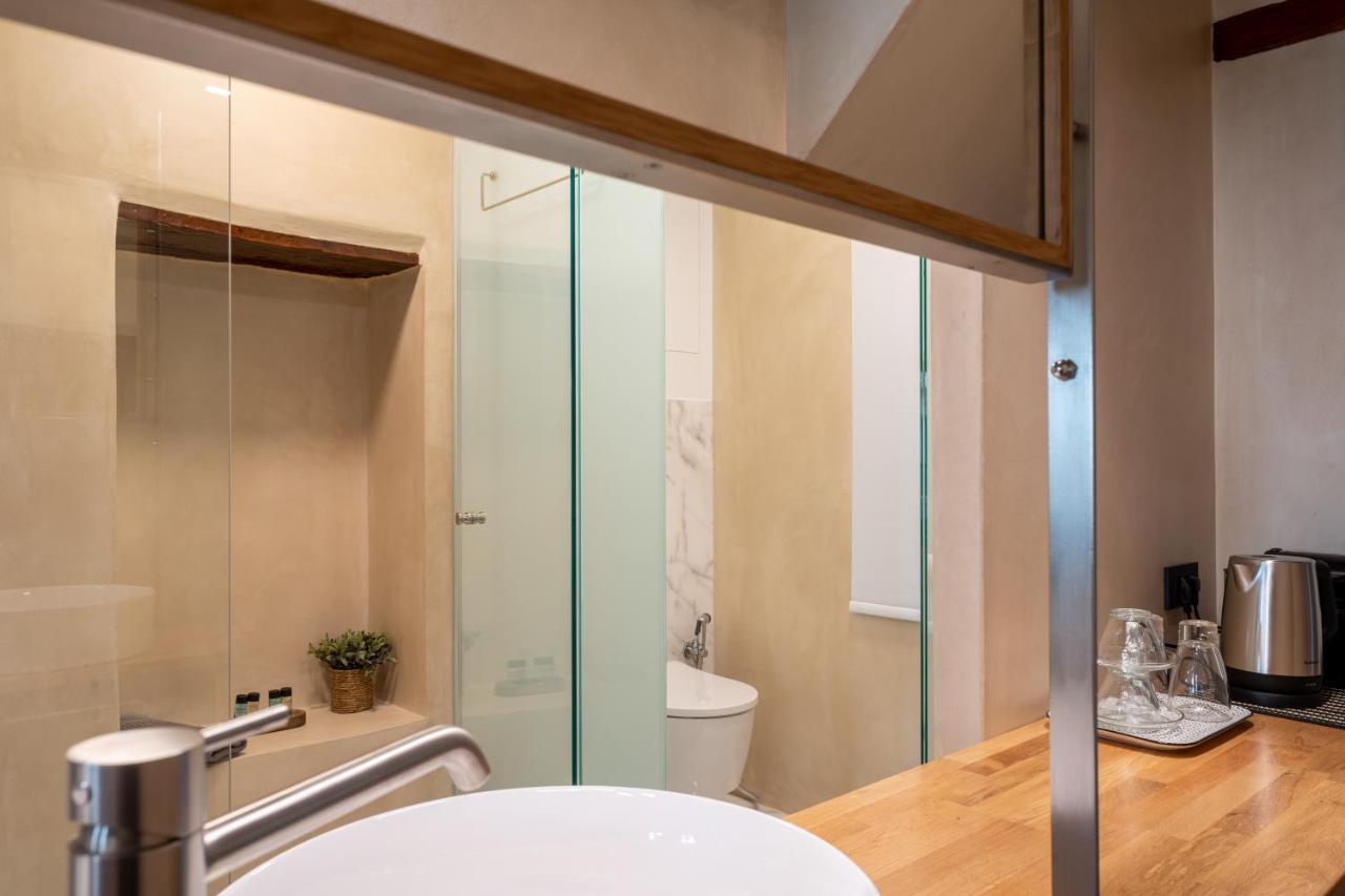 Kallergon Luxury Suites Chania  Bagian luar foto