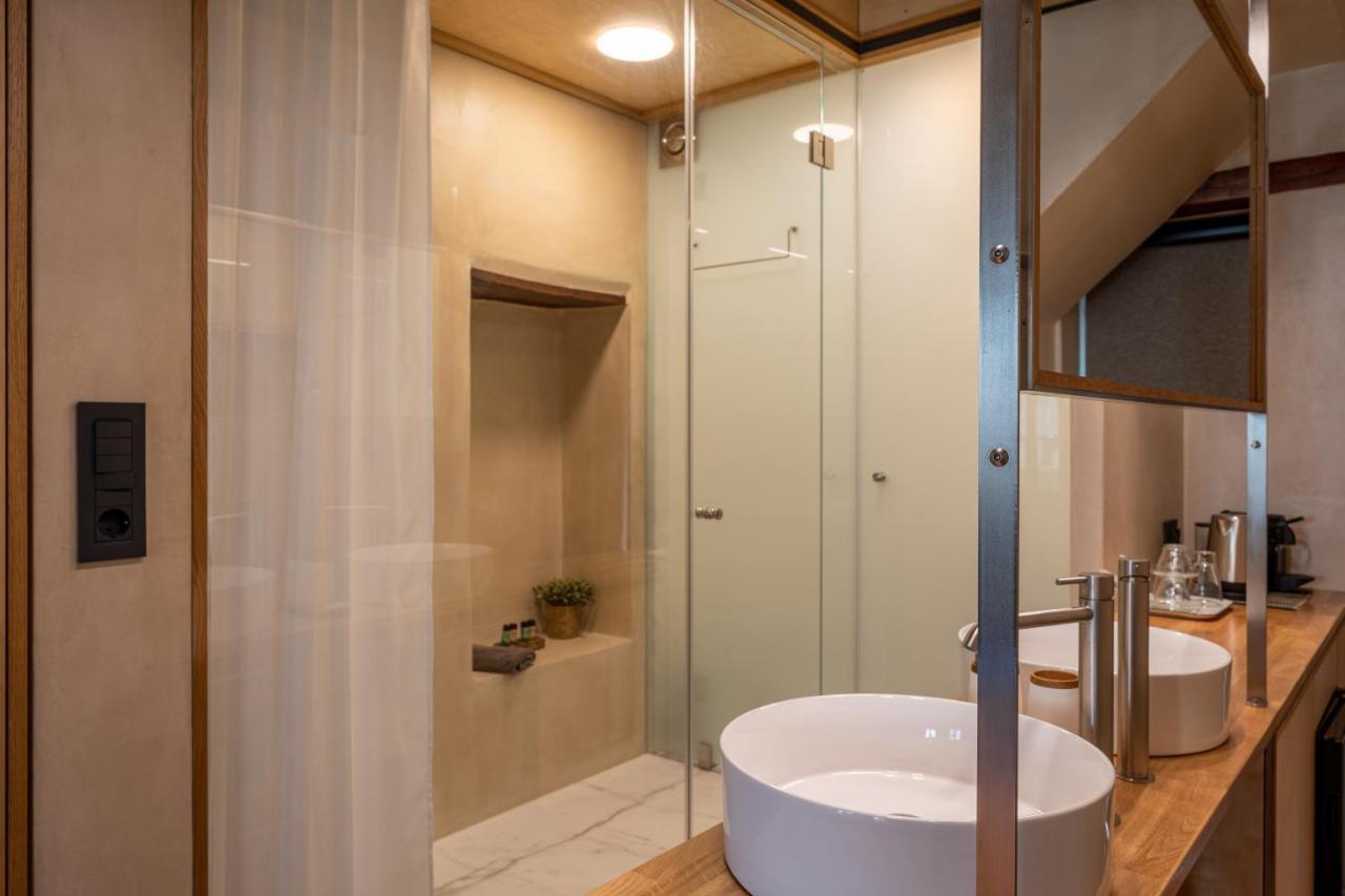Kallergon Luxury Suites Chania  Bagian luar foto