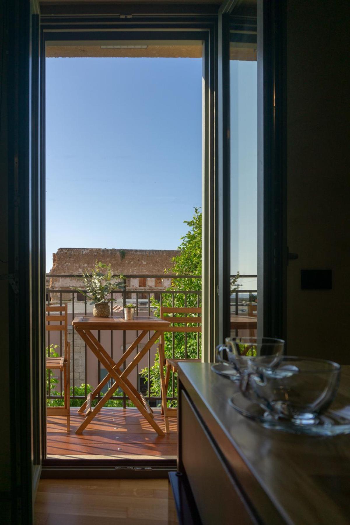 Kallergon Luxury Suites Chania  Bagian luar foto